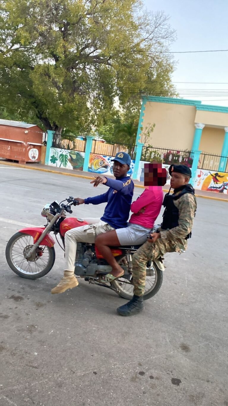 DGM mantiene presencia en provincias fronterizas y turísticas del país, este martes detiene 1,062 y deporta 719 indocumentados