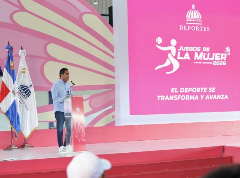 Ministro Kelvin Cruz clasura con éxito los rescatados Juegos de la Mujer 2026