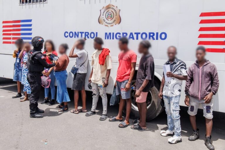 Migración deportó 1190 indocumentados este martes por pasos fronterizos con Haití